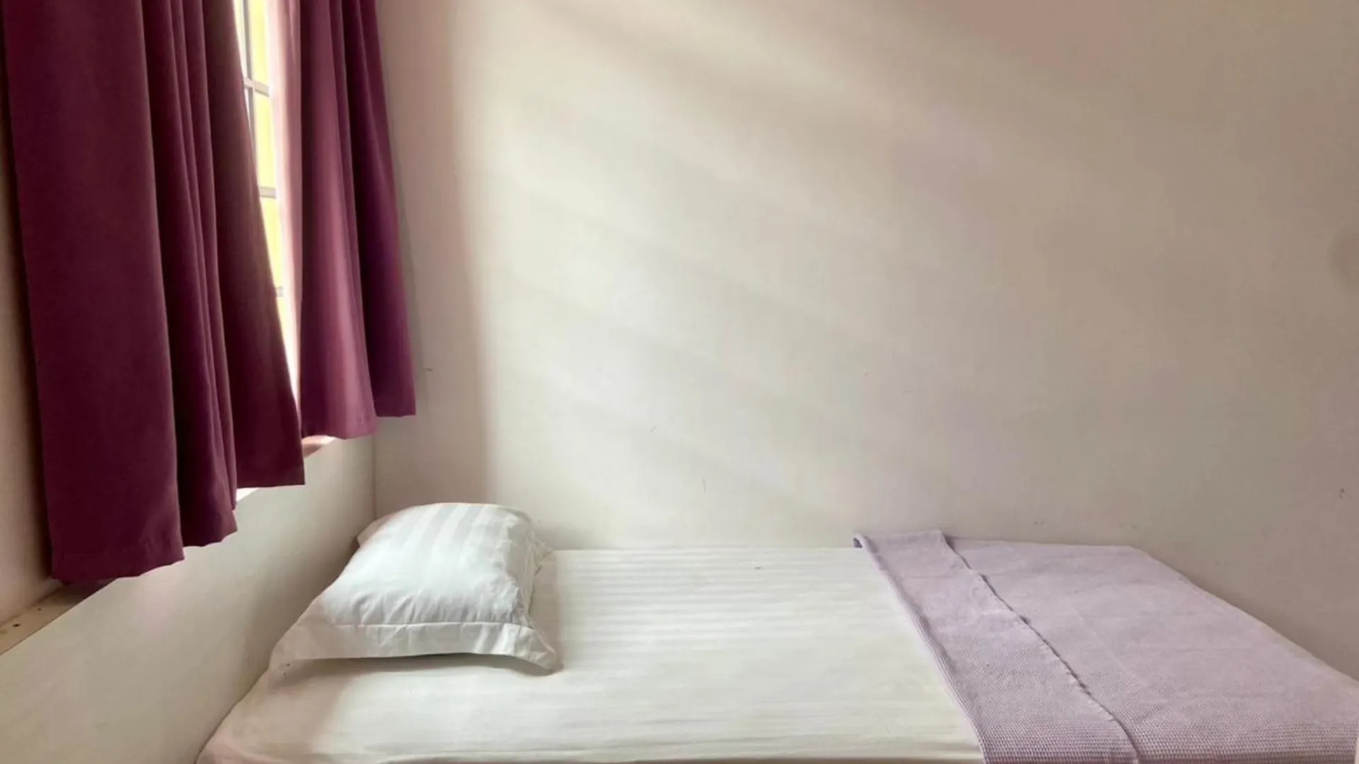 Lavender Riverside Hotel Malacca 2*,