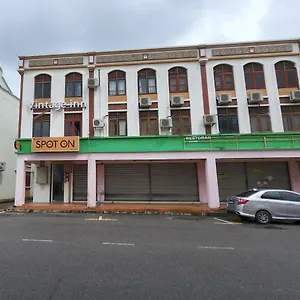 Vintage ** Malacca
